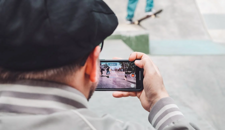 Hogyan készítsünk rövid videókat közösségi média csatornákra?